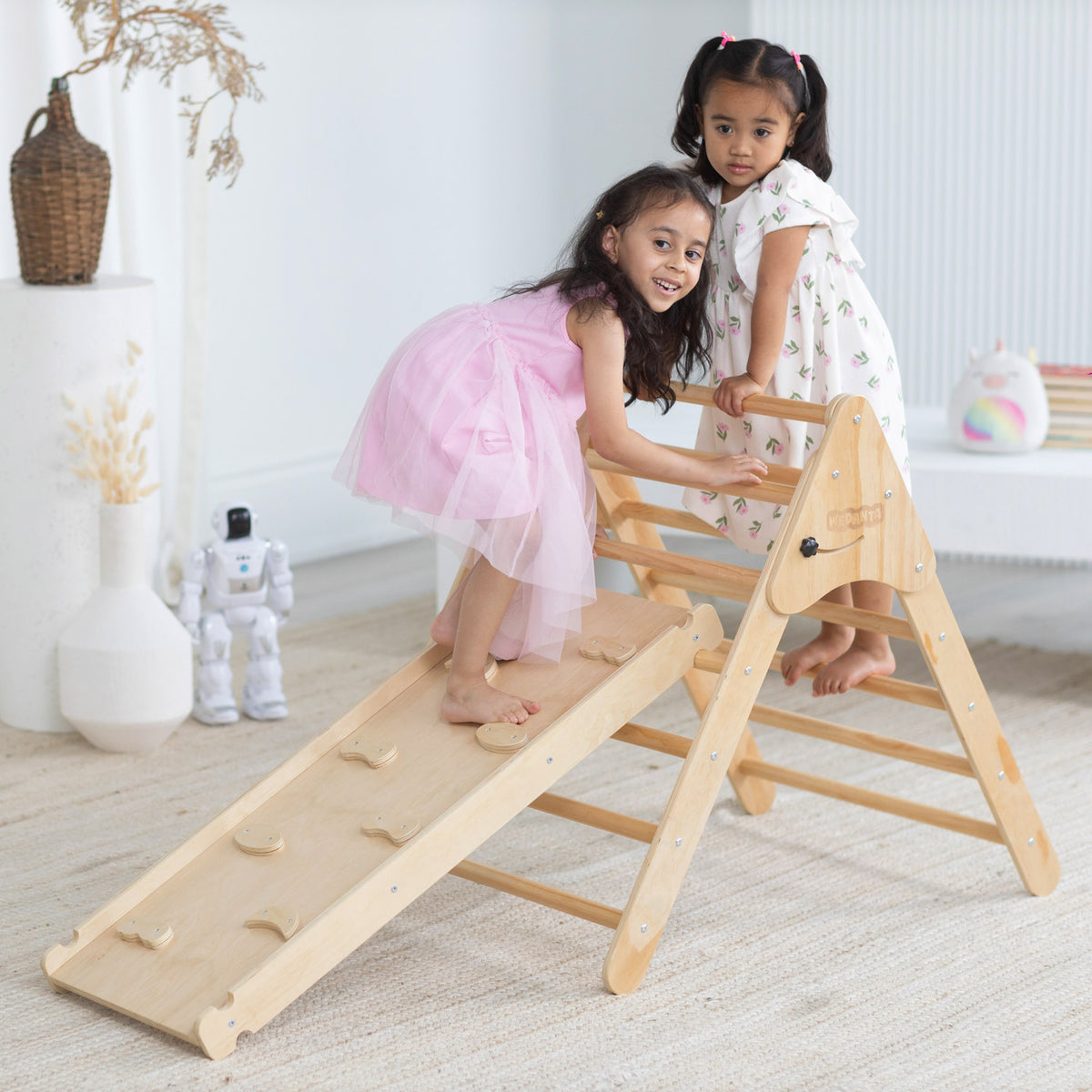 Kinder Climber and Slide - Pikler Triangle Set Wedanta
